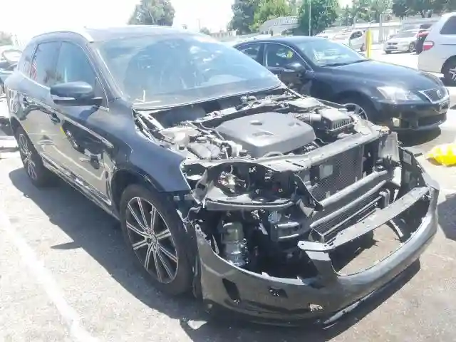 YV449MDM5G2812045 2016 VOLVO XC60 T6 PLATINUM-0