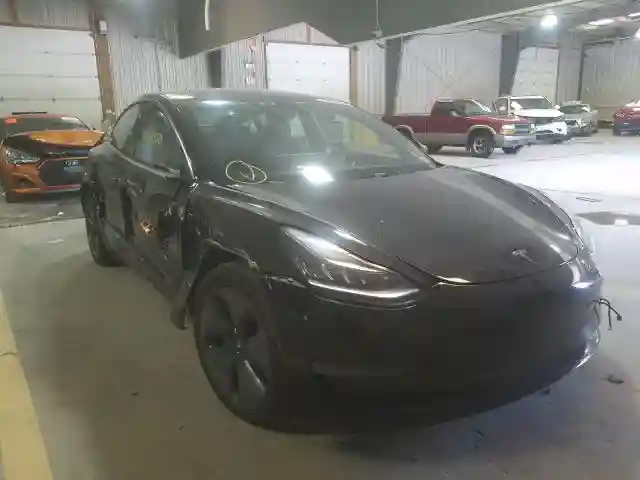 5YJ3E1EB6KF364507 2019 TESLA MODEL 3-0
