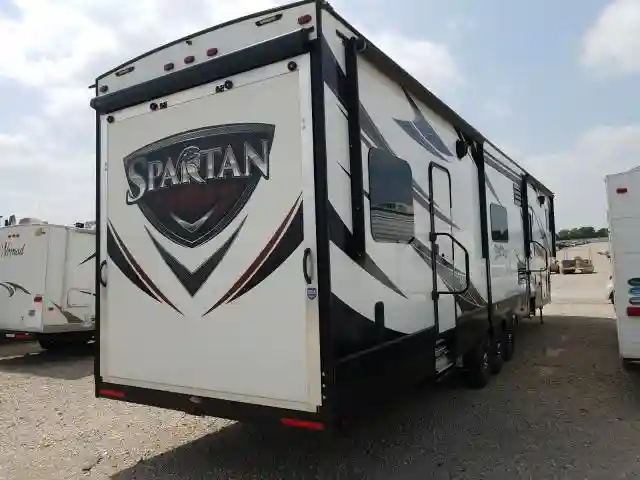5ZT3ST7FXHG301296 2017 WILDWOOD SPARTAN-3