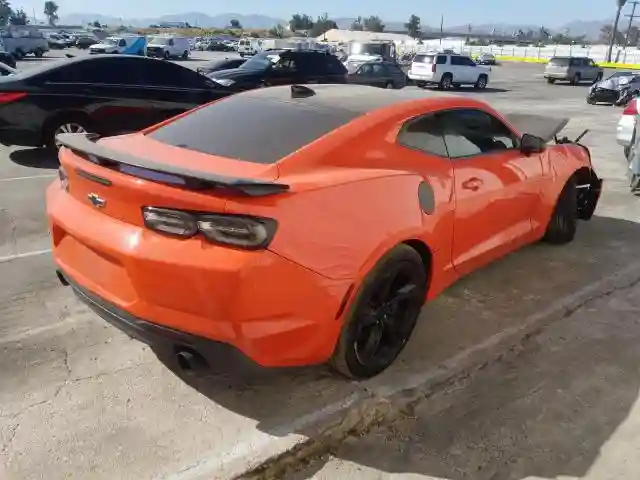 1G1FH1R73K0110724 2019 CHEVROLET CAMARO SS-3