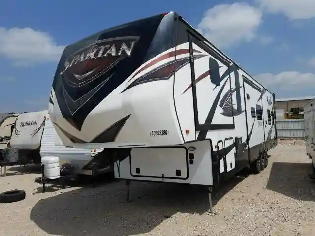 5ZT3ST7FXHG301296 2017 WILDWOOD SPARTAN-1