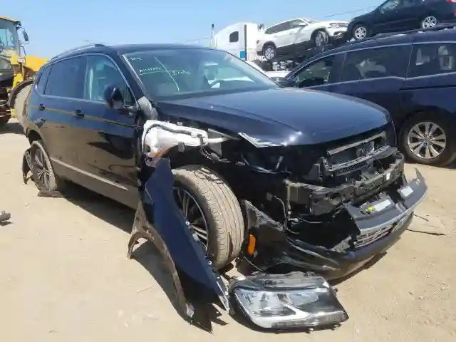 3VV2B7AX5JM174623 2018 VOLKSWAGEN TIGUAN SE-0