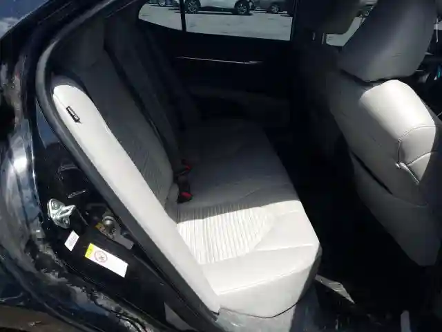 4T1B11HK1JU655789 2018 TOYOTA CAMRY L-5