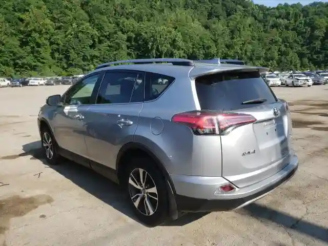 2T3RFREV2JW732805 2018 TOYOTA RAV4 ADVENTURE-2