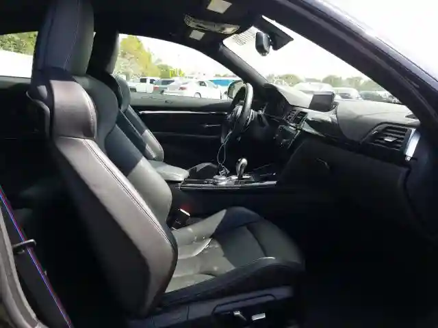 WBS4Y9C54JAG62984 2018 BMW M4-4