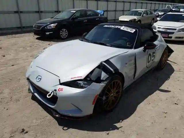 JM1NDAC74K0305335 2019 MAZDA MX-5 MIATA CLUB-1