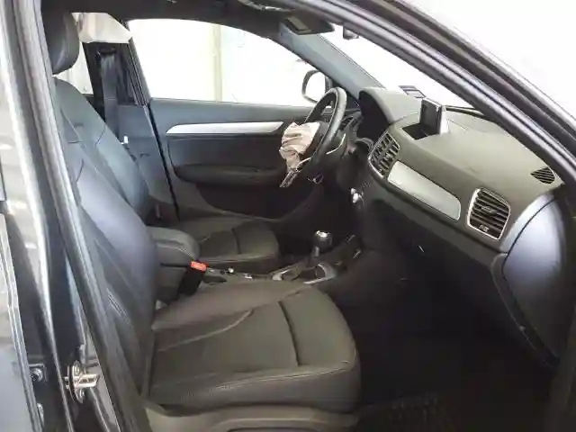 WA1ECCFSXJR008363 2018 AUDI Q3 PREMIUM-4
