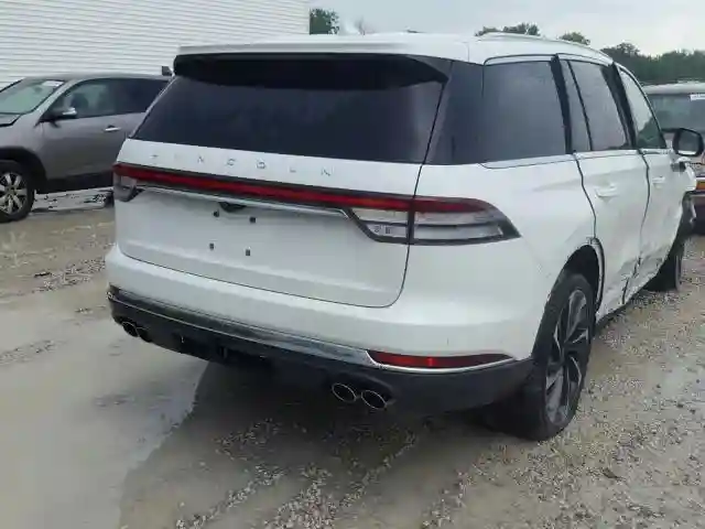5LM5J7XC1LGL01523 2020 LINCOLN AVIATOR RESERVE-3