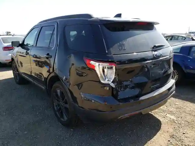 1FM5K7D81HGD42676 2017 FORD EXPLORER XLT-2