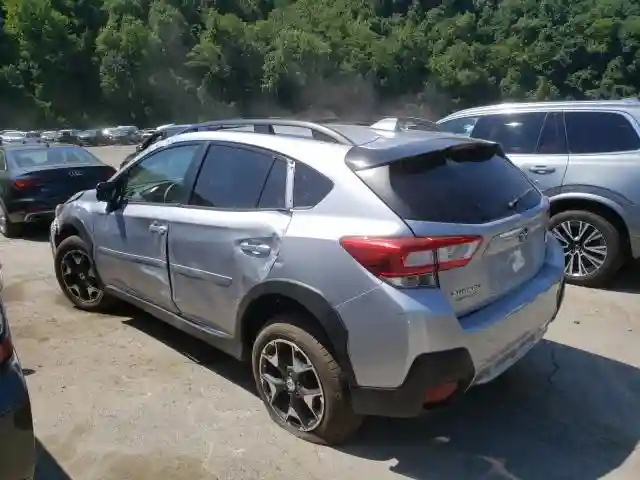 JF2GTACC4J8328253 2018 SUBARU CROSSTREK PREMIUM-2