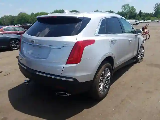 1GYKNDRS0KZ254242 2019 CADILLAC XT5 LUXURY-3