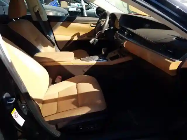 58ABK1GGXHU049470 2017 LEXUS ES 350-4
