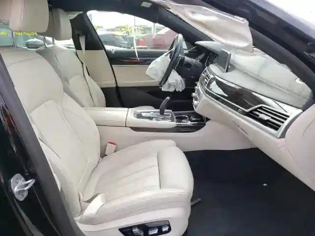 WBA7F2C5XJG424131 2018 BMW 750 XI-4