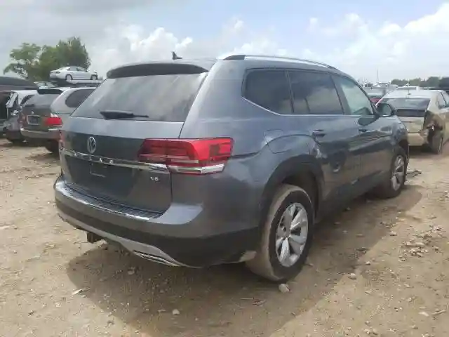 1V2DR2CA9KC560266 2019 VOLKSWAGEN ATLAS SE-3