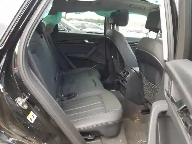 WA1BNAFY7K2037576 2019 AUDI Q5 PREMIUM PLUS-5