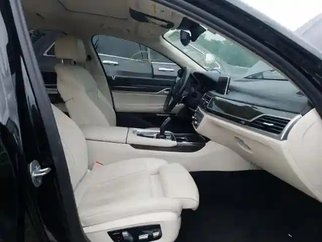 WBA7E2C56JG742542 2018 BMW 740 I-4