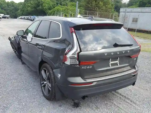 LYV102RK0JB101838 2018 VOLVO XC60 T5-2