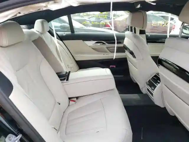 WBA7F2C5XJG424131 2018 BMW 750 XI-5