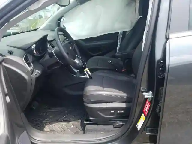 3GNCJLSB8LL205669 2020 CHEVROLET TRAX 1LT-4