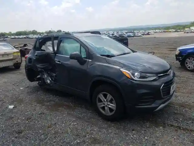 3GNCJLSB8LL205669 2020 CHEVROLET TRAX 1LT-0