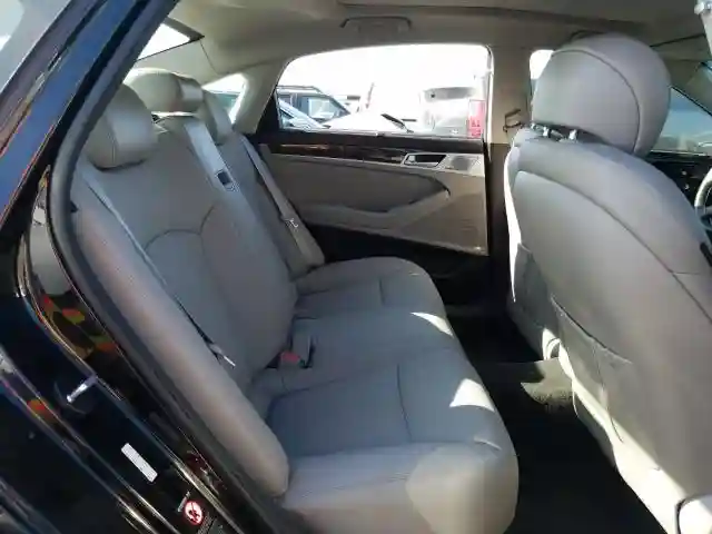 KMHGN4JEXJU285183 2018 GENESIS G80 BASE-5