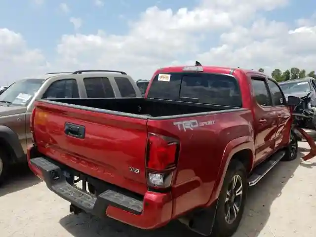 5TFAZ5CNXJX062612 2018 TOYOTA TACOMA DOUBLE CAB-3