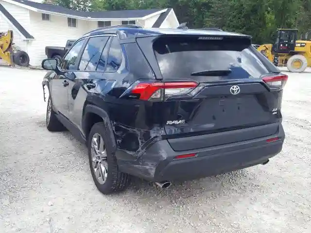 2T3A1RFV1LC077437 2020 TOYOTA RAV4 XLE PREMIUM-2