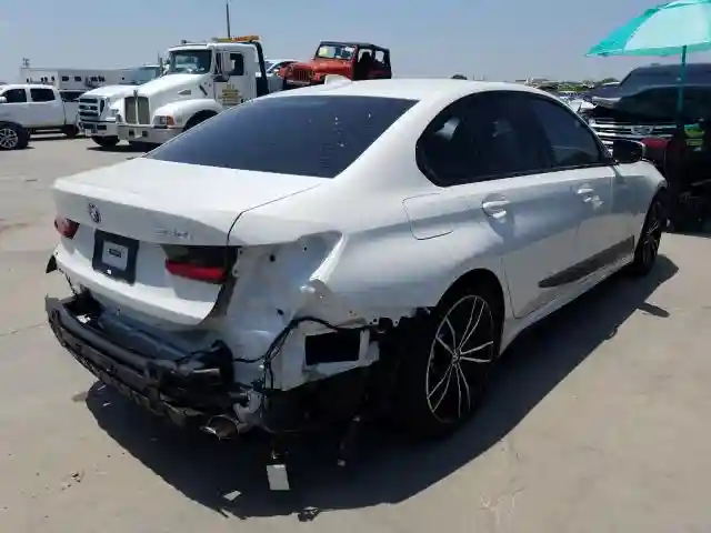 WBA5R1C5XKFH15277 2019 BMW 330I-3