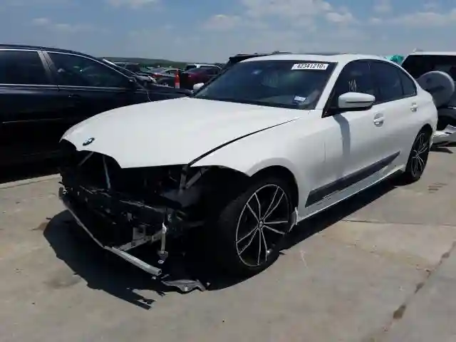 WBA5R1C5XKFH15277 2019 BMW 330I-1