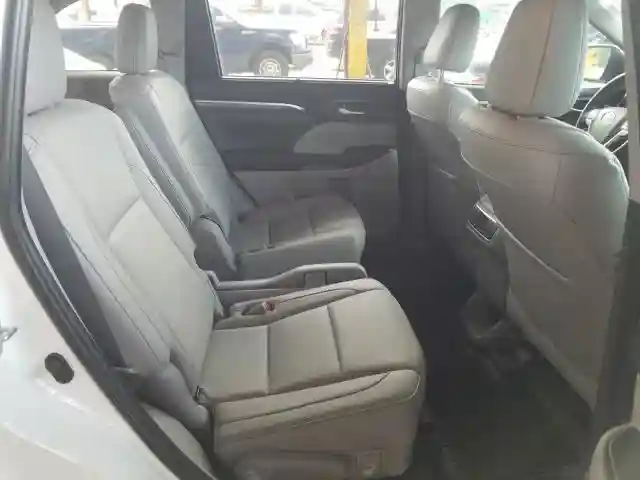 5TDDGRFH9KS060843 2019 TOYOTA HIGHLANDER HYBRID LIMITED-5