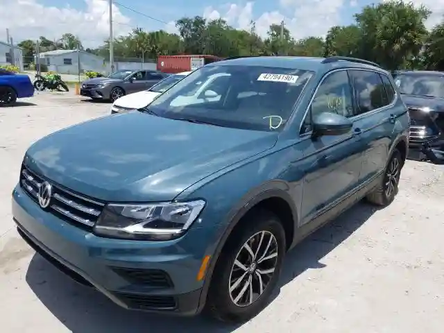 3VV3B7AX5KM112841 2019 VOLKSWAGEN TIGUAN SE-1