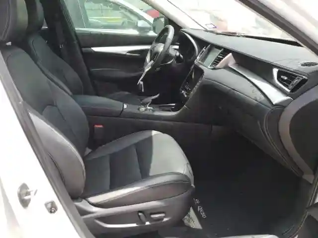 3PCAJ5M19KF123477 2019 INFINITI QX50 ESSENTIAL-4
