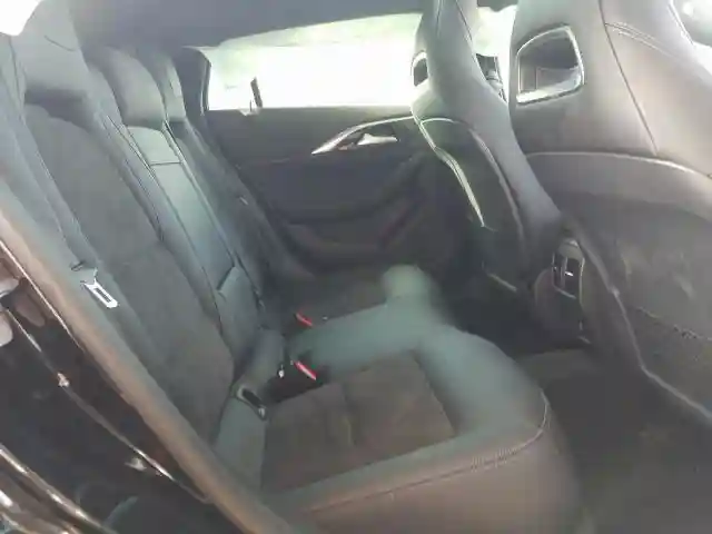SJKCH5CP4JA003441 2018 INFINITI QX30 PURE-5