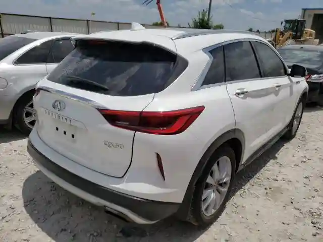 3PCAJ5M19KF123477 2019 INFINITI QX50 ESSENTIAL-3
