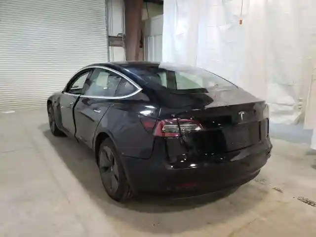 5YJ3E1EA5JF157340 2018 TESLA MODEL 3-2