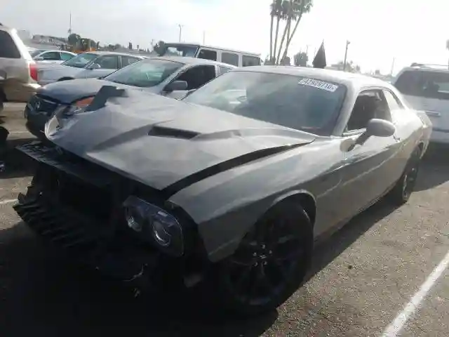 2C3CDZAGXJH251465 2018 DODGE CHALLENGER SXT-1