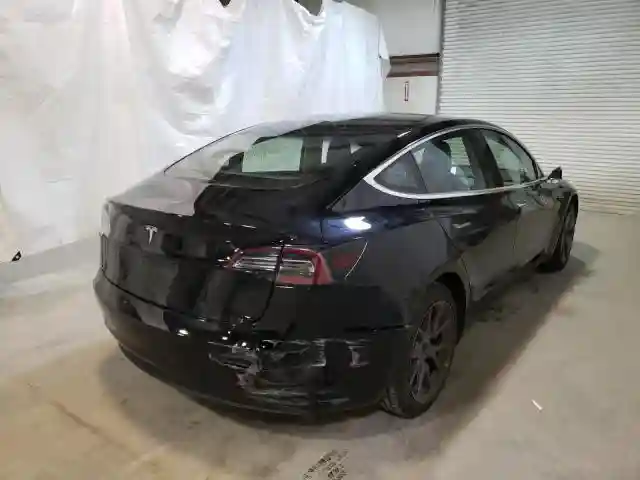 5YJ3E1EA5JF157340 2018 TESLA MODEL 3-3