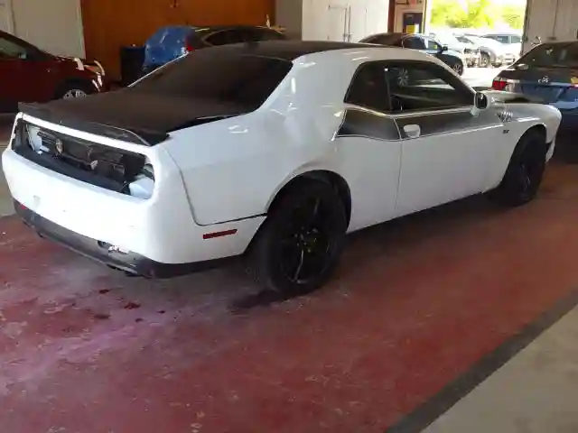 2C3CDZFJ4HH560380 2017 DODGE CHALLENGER R/T 392-3
