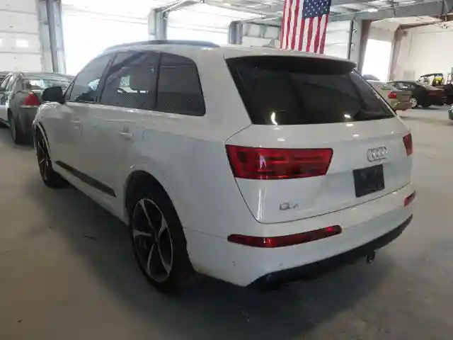 WA1VAAF71KD018025 2019 AUDI Q7 PRESTIGE-2