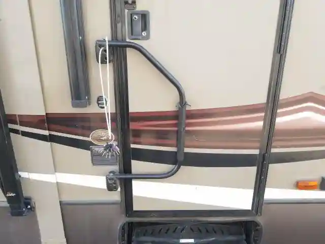 4YDF29R22F2507814 2015 KEYSTONE COUGAR-4