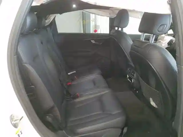 WA1VAAF71KD018025 2019 AUDI Q7 PRESTIGE-5