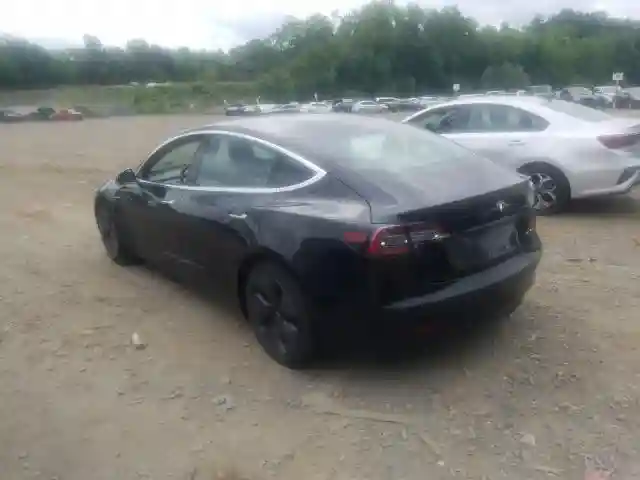 5YJ3E1EB3JF118884 2018 TESLA MODEL 3-2