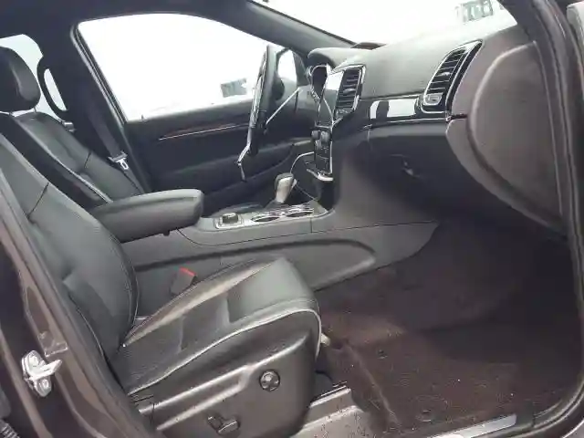 1C4RJFCT6KC620902 2019 JEEP GRAND CHEROKEE OVERLAND-4