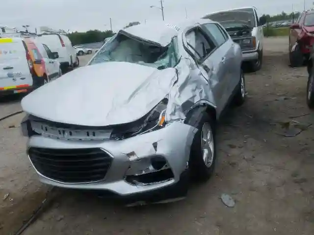 3GNCJKSB1LL173142 2020 CHEVROLET TRAX LS-1