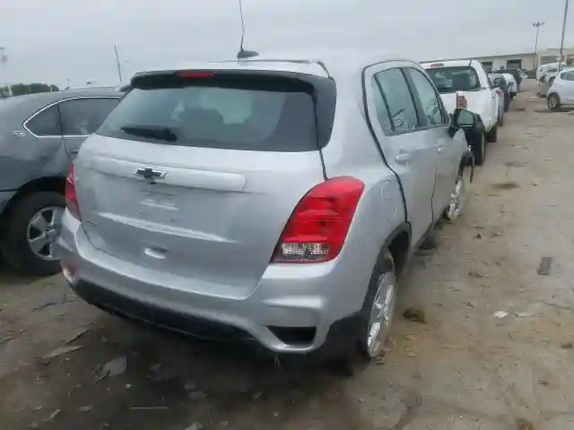 3GNCJKSB1LL173142 2020 CHEVROLET TRAX LS-3