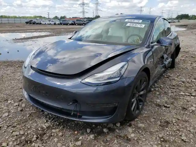 5YJ3E1EBXJF079453 2018 TESLA MODEL 3-1