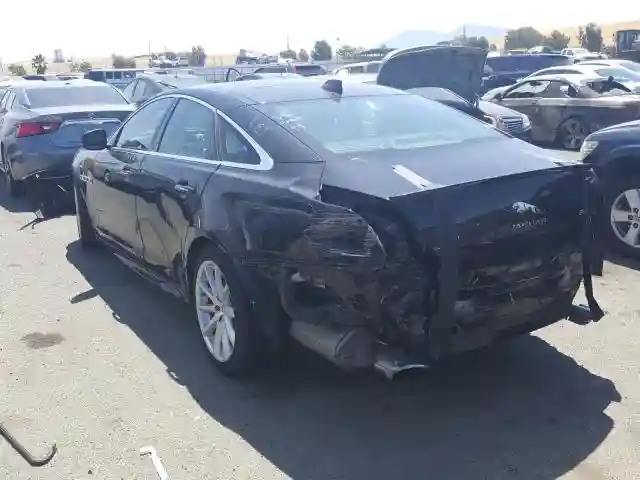 SAJWA1C71G8W02781 2016 JAGUAR XJ-2