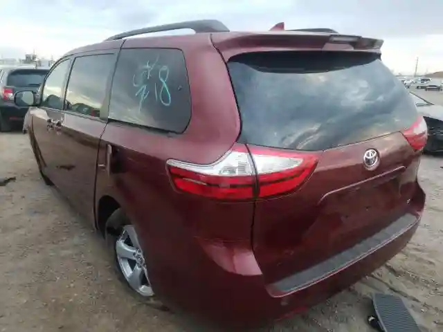 5TDKZ3DC9KS019151 2019 TOYOTA SIENNA LE-2