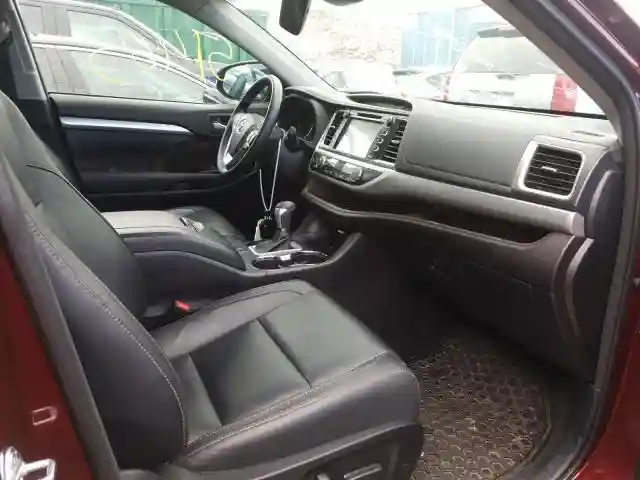 5TDJZRFH1HS451989 2017 TOYOTA HIGHLANDER SE-4