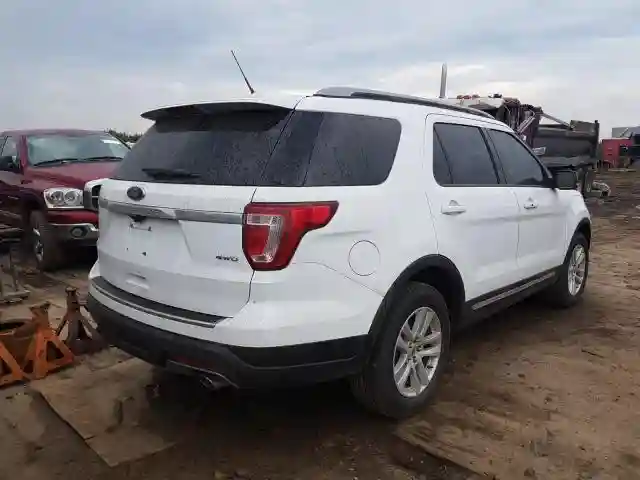 1FM5K8D85JGA22191 2018 FORD EXPLORER XLT-3